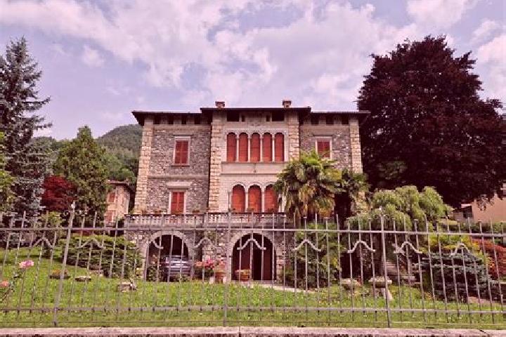 Chloe, 37 — Escort in San Lorenzo di Rovetta, Italy