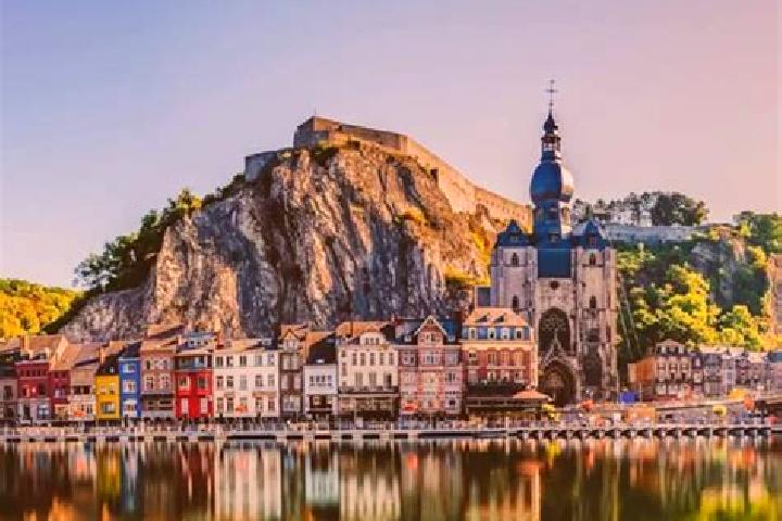 Chloe, 37 — Escort in Senzeille, Belgium