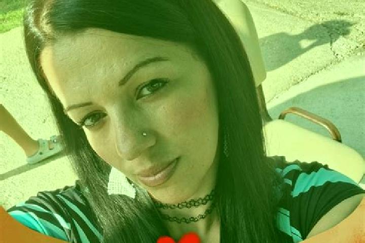 Chloe, 37 — Escort in Tarnalelesz, Hungary