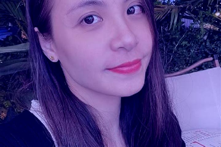 Chloe, 37 — Escort in Vu Ban, Vietnam