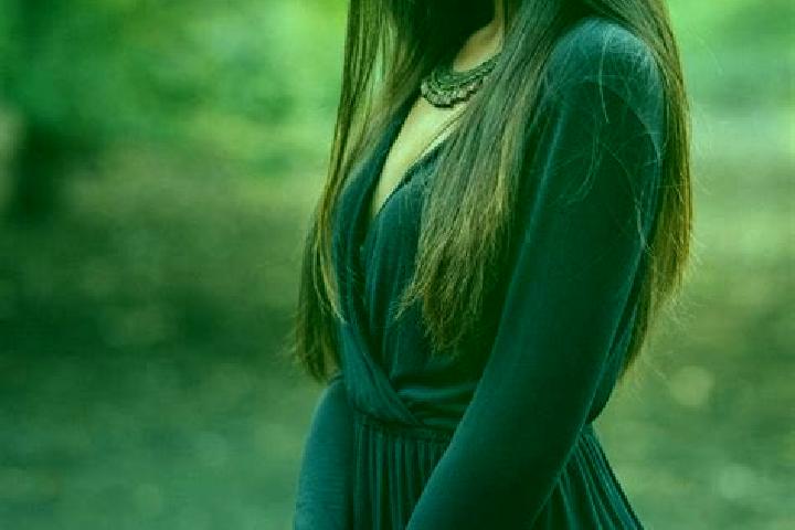 Chloe, 38, a auburn dark-eyed latina companion based in Ereac. Offering Overnight, Party Girl, A-Level, Erotic Massage, BDSM. Available for incall and outcal...