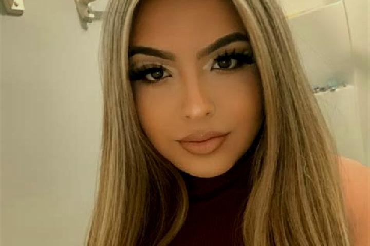 Chloe, 38, a blonde amber-eyed latina companion based in A ineh Varzan. Offering GFE, Duos, Prostate Massage. Available for incall and outcall, day and eveni...