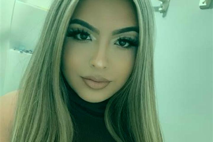 Chloe, 38, a blonde amber-eyed latina companion based in Calina. Offering Domination, Girlfriend Experience, Striptease. Available for incall and outcall, ov...