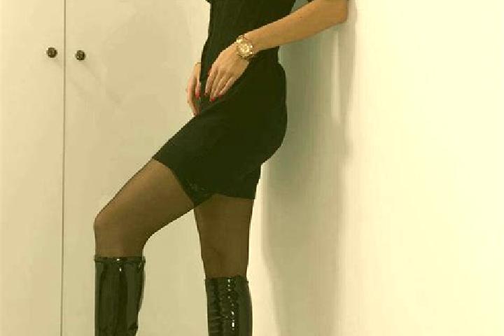 Chloe, 38, a blonde grey-eyed caucasian companion based in South Coventry. Offering Tantra, Fetish, Prostate Massage, CIM. Available for incall and outcall, ...