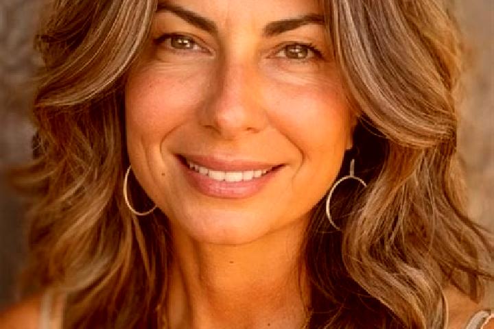 Chloe, 38, a brunette grey-eyed latina companion based in Feke. Offering Travel Companion, Massage, Deep French Kissing. Available for incall and outcall, ov...