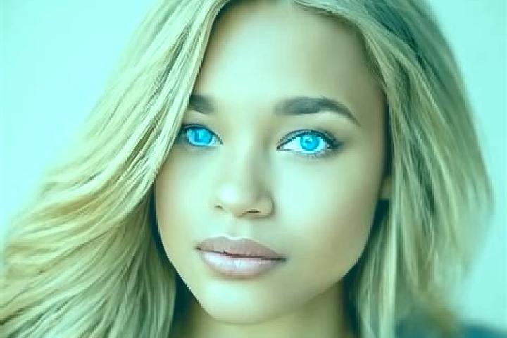 Chloe, 38, a dark blonde blue-eyed latina companion based in UEcpinar. Offering 69, BDSM, Overnight, Roleplay. Available for incall and outcall, overnight bo...