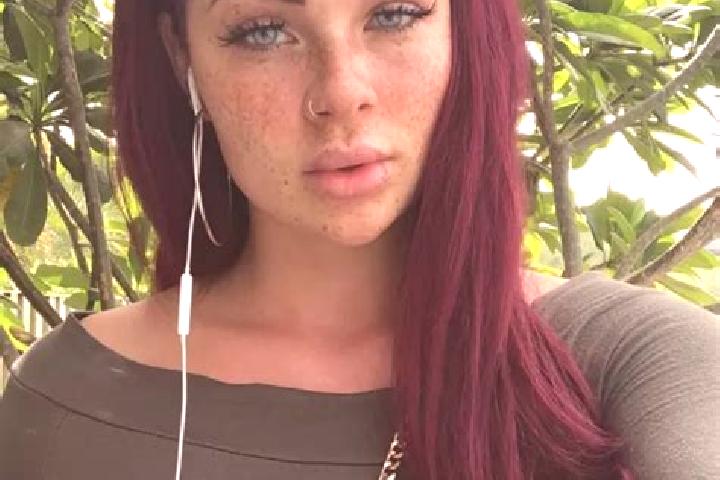 Chloe, 38, a red amber-eyed mixed companion based in Cologno al Serio. Offering Tantra, Overnight, BDSM, Domination. Available for incall and outcall, overni...