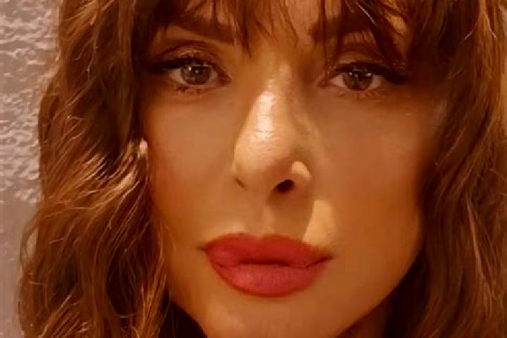 Chloe, 38 — Escort in Chrysiida, Greece