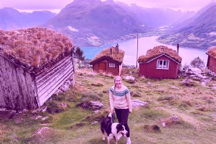 Chloe, 38 — Escort in Ensjo, Norway