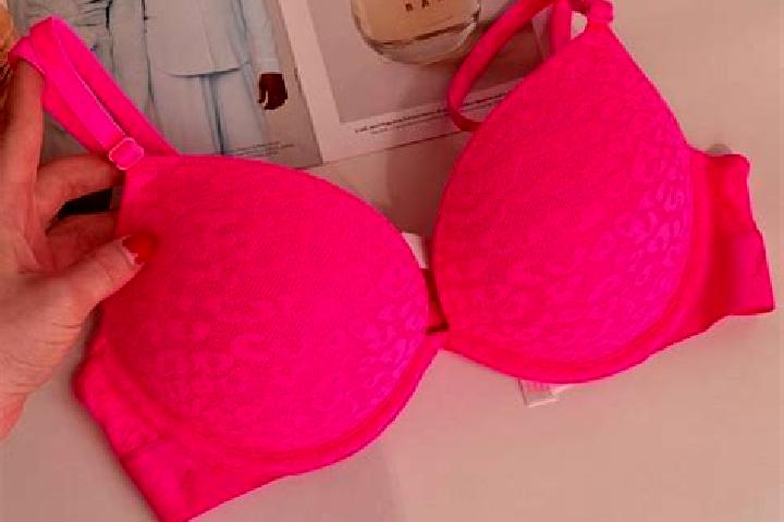 Chloe, 38 — Escort in Nyvky, Ukraine