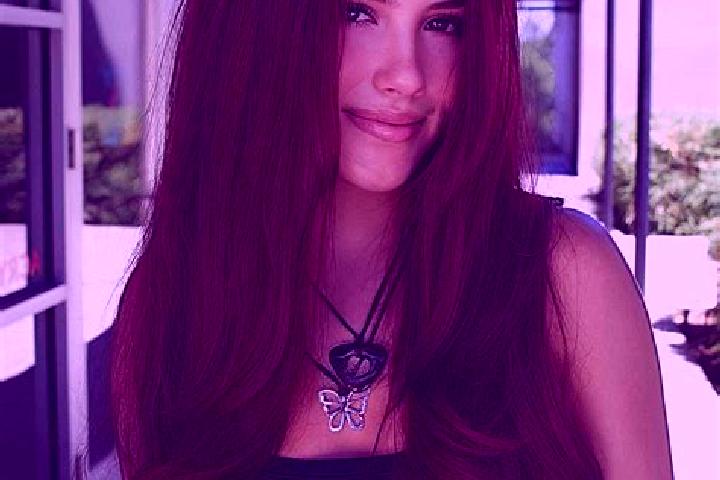 Chloe, 39, a auburn brown-eyed mediterranean companion based in Graceville. Offering Prostate Massage, Girlfriend Experience, Party Girl. Available for incal...
