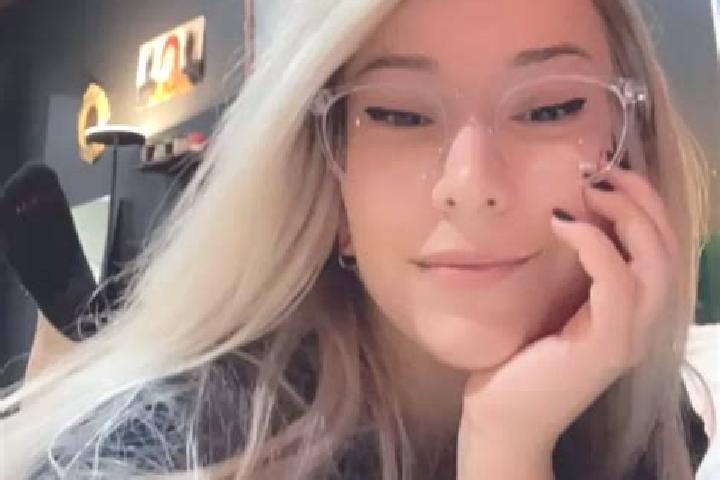 Chloe, 39, a blonde dark-eyed mixed companion based in East Barre. Offering GFE, Erotic Massage, CIM. Available for incall and outcall, overnight bookings av...