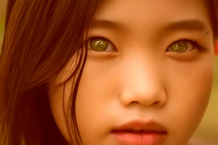 Chloe, 39, a brunette green-eyed asian companion based in Altillac. Offering Domination, Deep French Kissing, Striptease. Available for incall and outcall, o...
