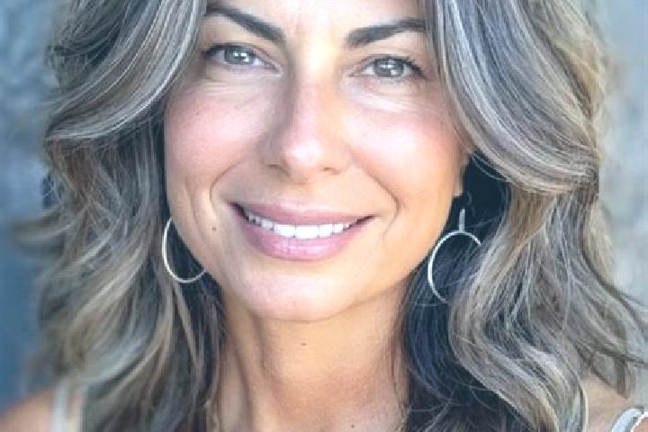 Chloe, 39, a brunette grey-eyed latina companion based in Saloghlu. Offering Tantra, GFE, Prostate Massage, Striptease. Available for incall and outcall, day...