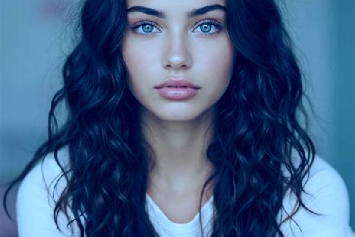 Chloe, 39, a brunette grey-eyed mediterranean companion based in Tindu. Offering CIM, Travel Companion, Fetish. Available for incall and outcall, day and eve...