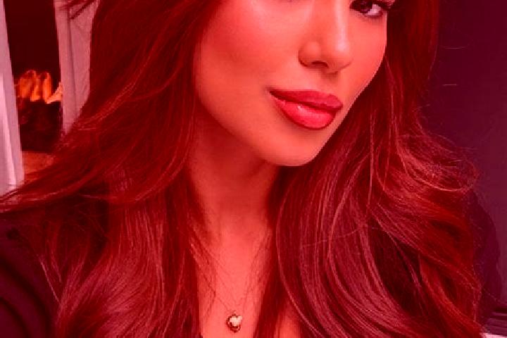 Chloe, 39, a chestnut dark-eyed latina companion based in Varel. Offering Striptease, CIM, Overnight. Available for incall and outcall, overnight bookings av...