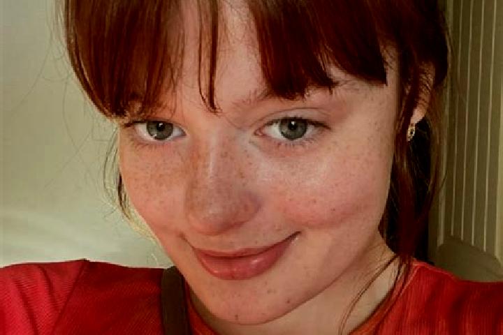 Chloe, 39, a red dark-eyed caucasian companion based in Nanpur. Offering Duos, Girlfriend Experience, 69, A-Level, BDSM. Available for incall and outcall, da...
