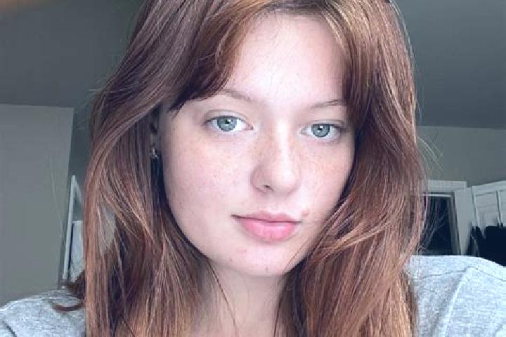 Chloe, 39, a red hazel-eyed slavic companion based in Tochovice. Offering Tantra, 69, Dinner Date, Deep French Kissing, BDSM. Available for incall and outcal...