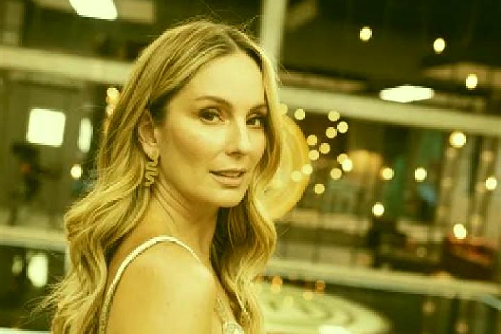 Chloe, 39 — Escort in Bahabon de Esgueva, Spain