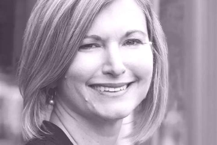 Chloe, 39 — Escort in Carey, Canada