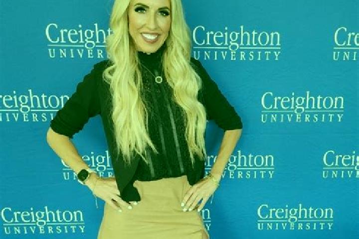 Chloe, 39 — Escort in Creighton, United States