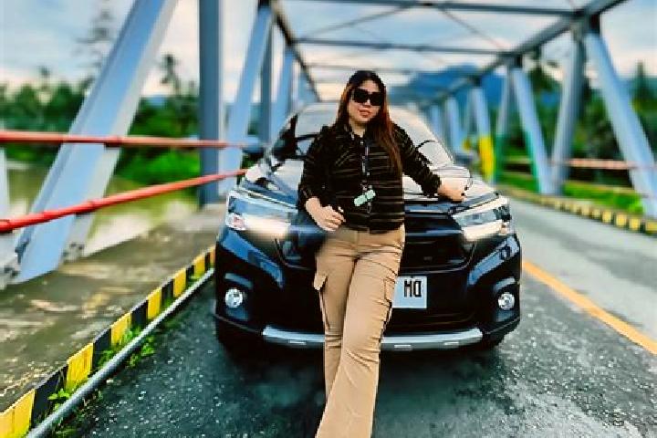 Chloe, 39 — Escort in Kairatu, Indonesia