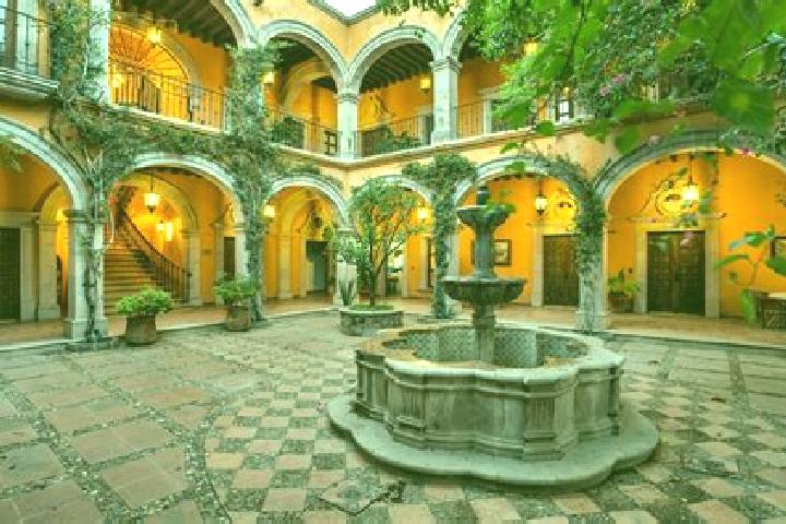 Chloe, 39 — Escort in La Presita, Mexico