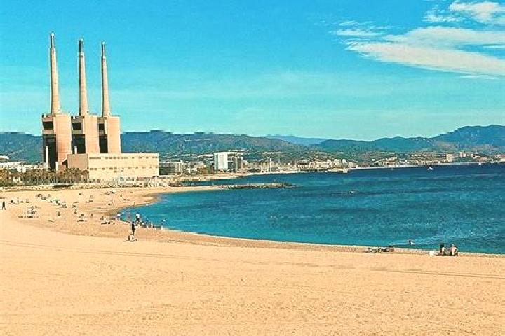 Chloe, 39 — Escort in Sant Adria de Besos, Spain