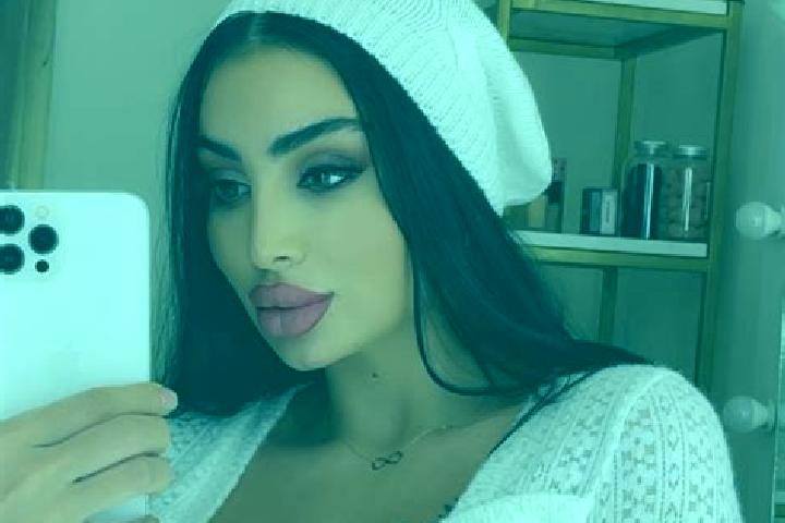 Chloe, 39 — Escort in Tima, Egypt
