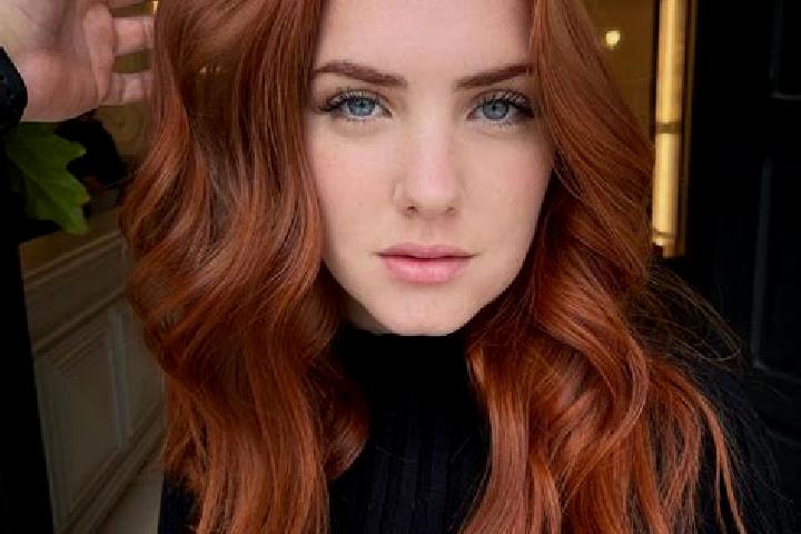 Clara, 20, a auburn blue-eyed mixed companion based in Cagil. Offering Striptease, Tantra, Domination. Available for incall and outcall, day and evening dates.