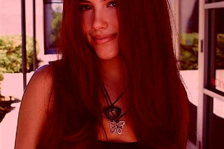 Clara, 20, a auburn dark-eyed slavic companion based in Aruvankad. Offering Duos, GFE, Massage. Available for incall and outcall, day and evening dates.