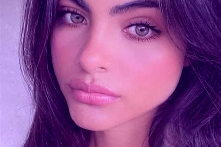 Clara, 20, a chestnut green-eyed indian companion based in Nansang. Offering Prostate Massage, Duos, Party Girl. Available for incall and outcall, day and ev...