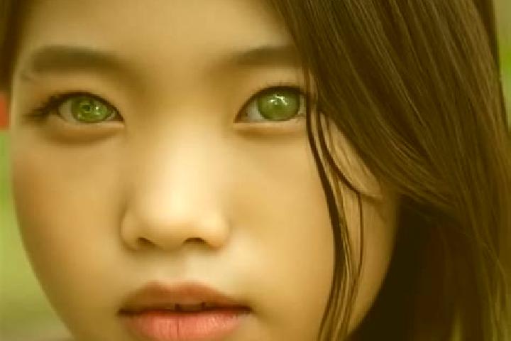 Clara, 20, a red green-eyed asian companion based in Mirna Pec. Offering Fetish, Domination, Erotic Massage, CIM, OWO. Available for incall and outcall, over...