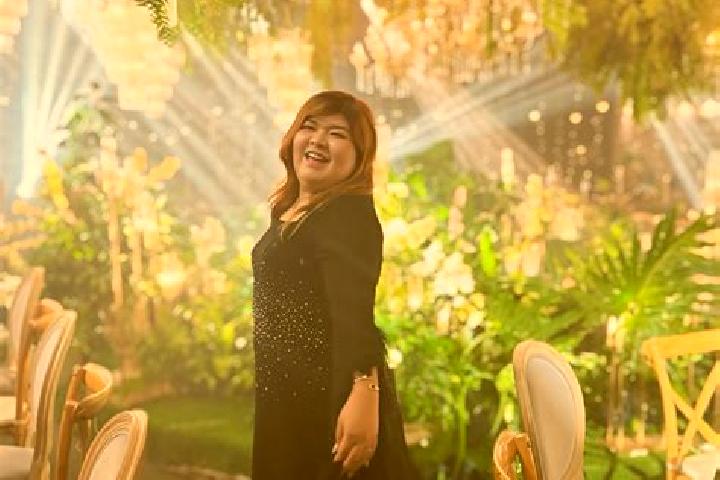 Clara, 20 — Escort in Awayan, Indonesia