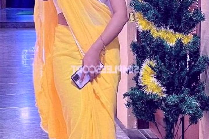 Clara, 20 — Escort in Bhusawal, India