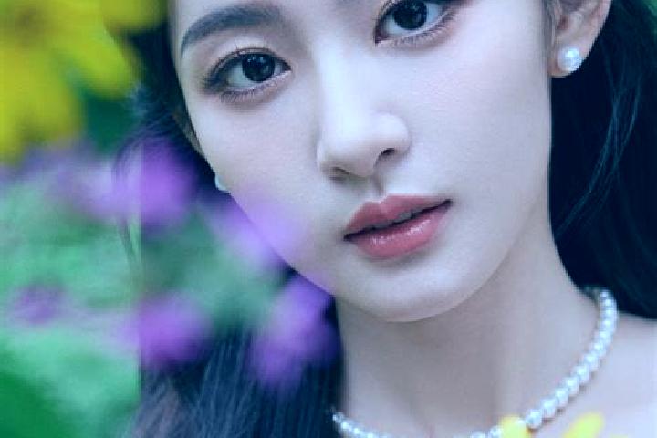 Clara, 20 — Escort in Qum, China