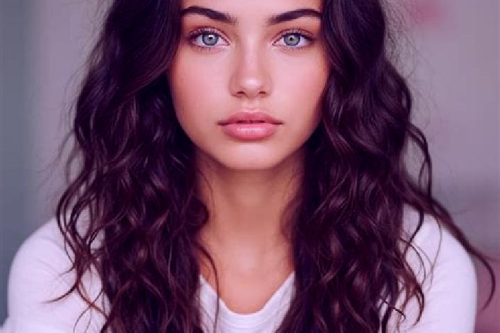 Clara, 21, a auburn hazel-eyed mediterranean companion based in Wiang Haeng. Offering Erotic Massage, OWO, Girlfriend Experience, Overnight. Available for in...