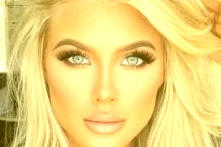 Clara, 21, a platinum blonde amber-eyed indian companion based in Argy. Offering A-Level, Domination, Tantra, Travel Companion. Available for incall and outc...