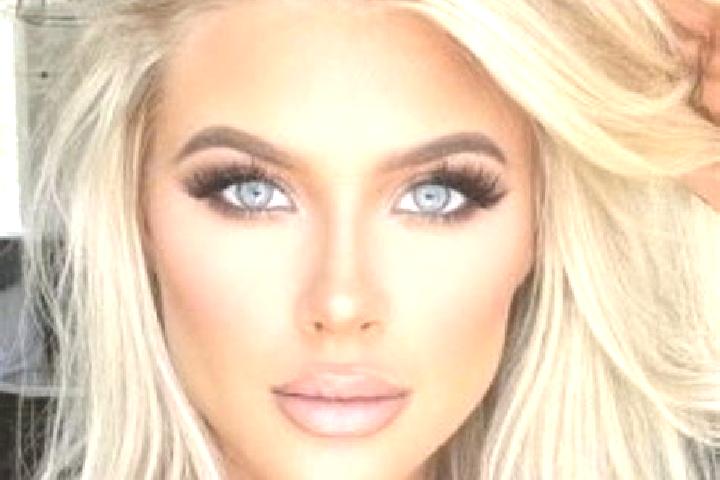Clara, 21, a platinum blonde dark-eyed indian companion based in El Tephe. Offering CIM, Striptease, Girlfriend Experience, 69. Available for incall and outc...