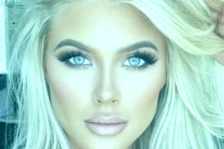 Clara, 21, a platinum blonde dark-eyed mixed companion based in Huertas la Joya [Fraccionamiento Campestre]. Offering GFE, Fetish, Roleplay. Available for in...