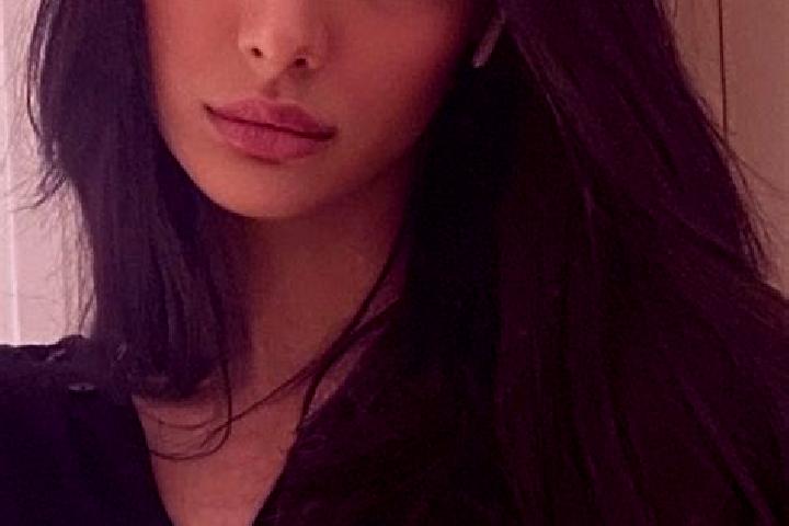 Clara, 21, a red dark-eyed middle eastern companion based in Ince Blundell. Offering Striptease, Deep French Kissing, Fetish, A-Level. Available for incall a...