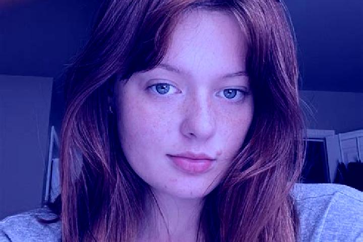 Clara, 21, a red grey-eyed caucasian companion based in Pefkochori. Offering A-Level, Deep French Kissing, Roleplay, Prostate Massage. Available for incall a...