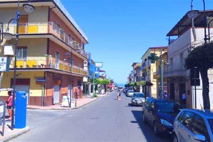 Clara, 21 — Escort in Campora San Giovanni, Italy