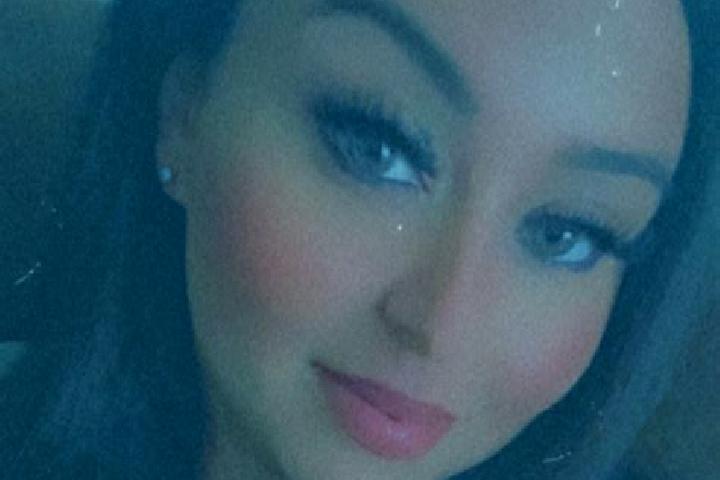 Clara, 21 — Escort in Dumas, United States