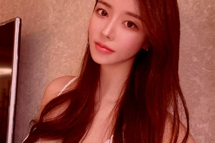 Clara, 21 — Escort in Hacisekililer, Turkey