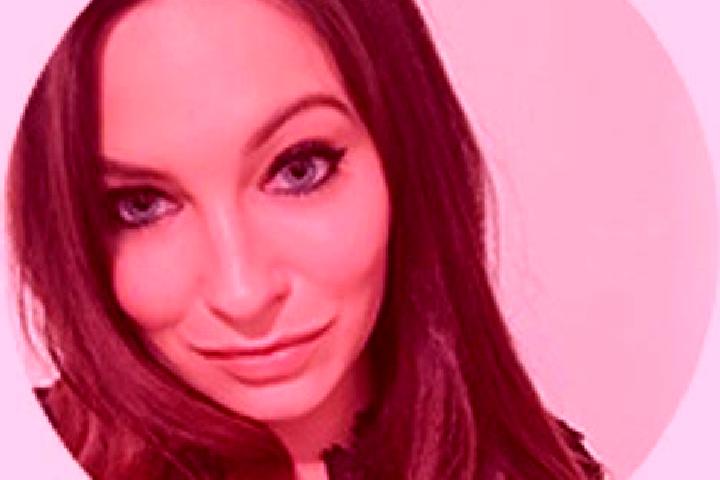 Clara, 21 — Escort in New Victoria, Canada