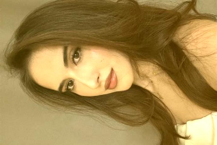 Clara, 21 — Escort in Nuntasi, Romania