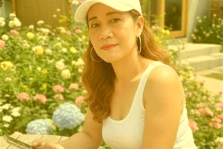 Clara, 21 — Escort in Salogon, Philippines