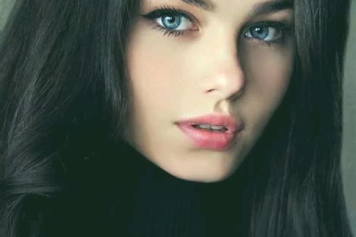 Clara, 22, a black blue-eyed slavic companion based in Guidizzolo. Offering Fetish, BDSM, OWO, Travel Companion. Available for incall and outcall, overnight ...
