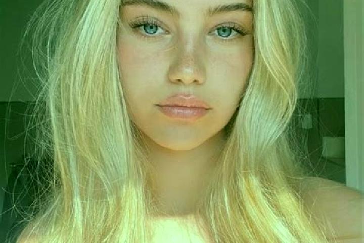 Clara, 22, a blonde blue-eyed caribbean companion based in Metarfa. Offering Tantra, Girlfriend Experience. Available for incall and outcall, day and evening...